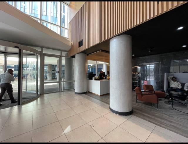 1,145M² OFFICE TO LET IN SANDTON CENTRAL